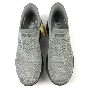 Skechers Shoes Men Slip Ins Shoes 9.5 Gray Hands Free Glide Step Goga Mat NEW